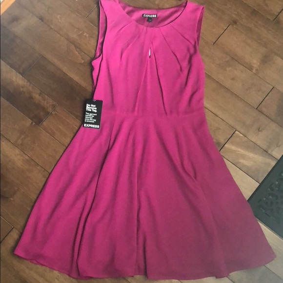 Express Dresses & Skirts - NWT pink Express dress